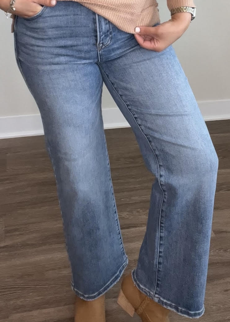 Ella High Rise Ankle Jeans