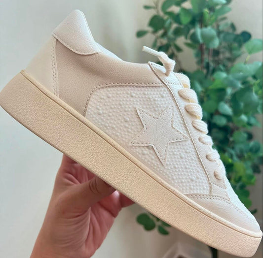 Mia Star Sneakers